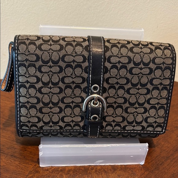 Coach   Small wallet  miniC’s canvas, wallet  bifold  gray/black  leather trim - Picture 1 of 12